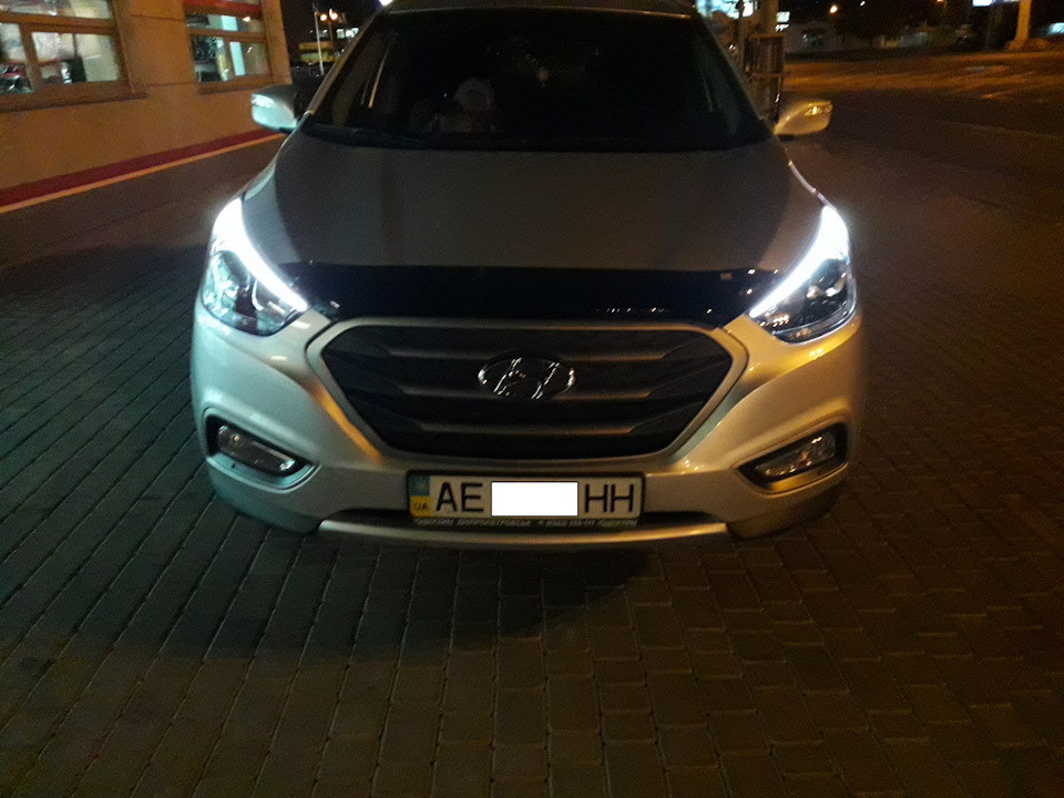 Встановлення передніх фар LED DRL Bi-Xenon на Hyundai ix-35 від рестайлу. 3