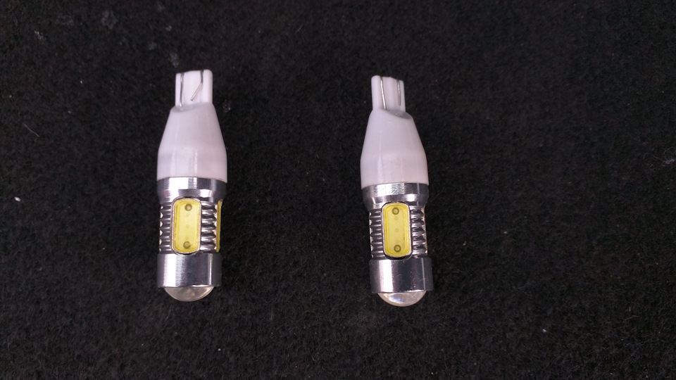 2. Перші LED 1
