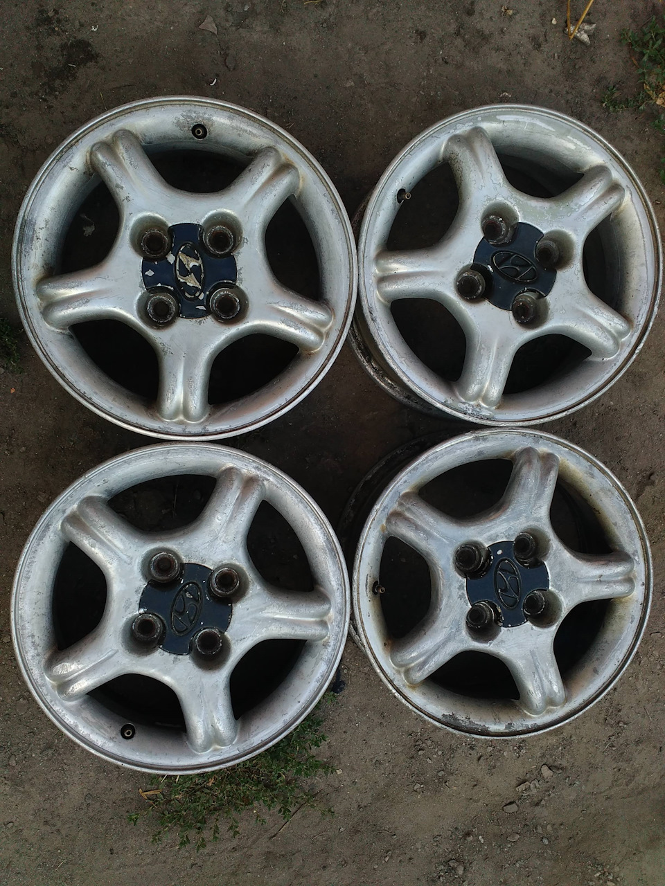 Прикупив б/в диски з hyundai sonata r15 1