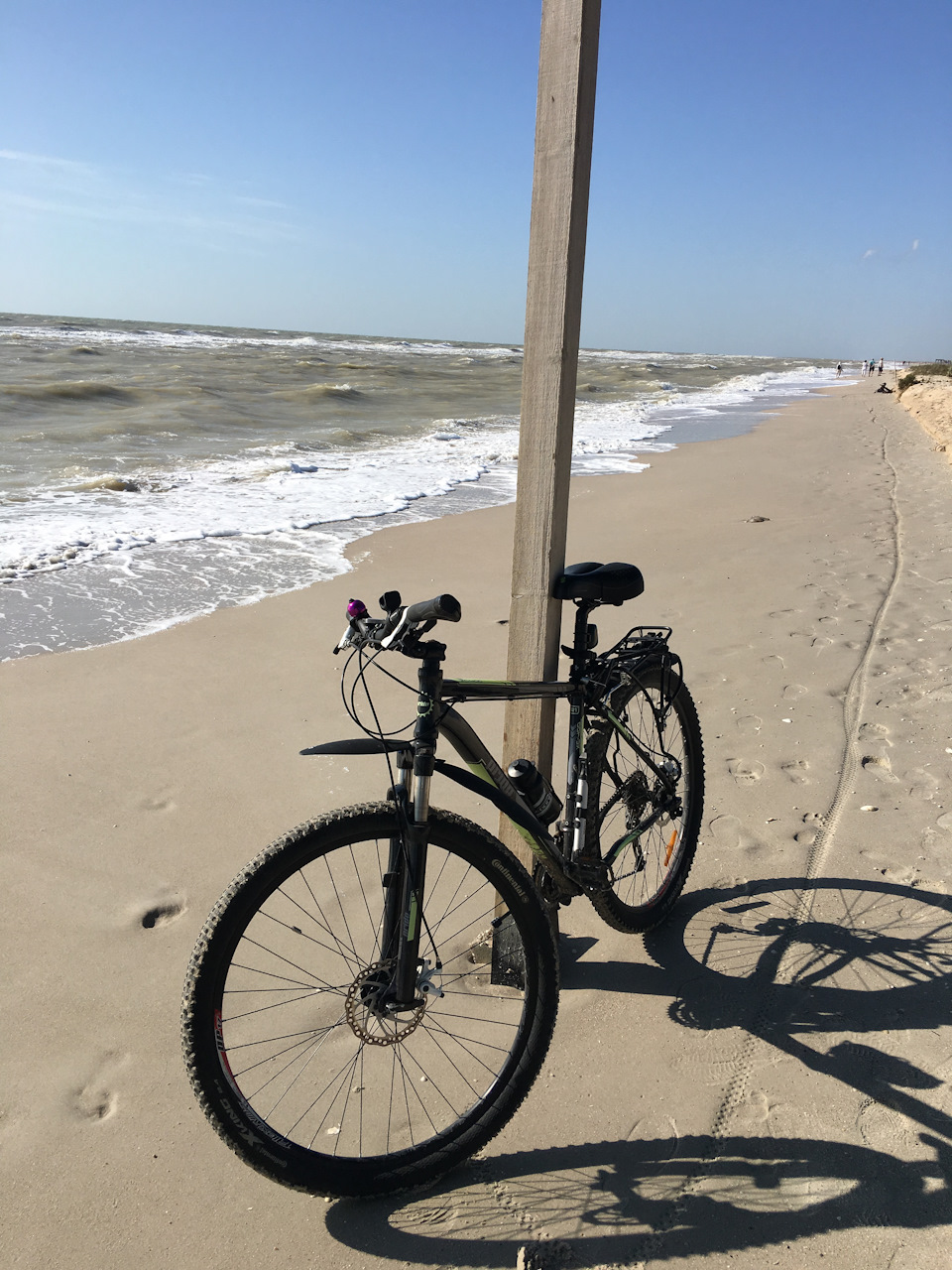 Літо минуло, але ми з моєю родиною та матрьошкою встигли побувати на морі. 2