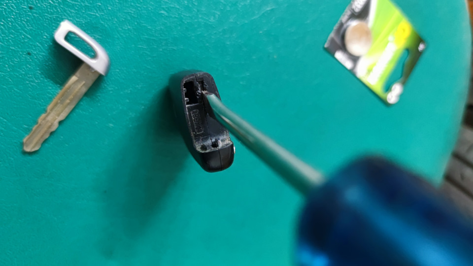 Key is not detected або заміна батарейки смарт-ключа 4