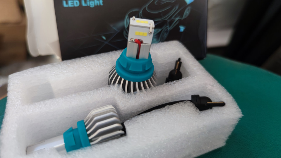 Заміна ламп заднього ходу на LED 4