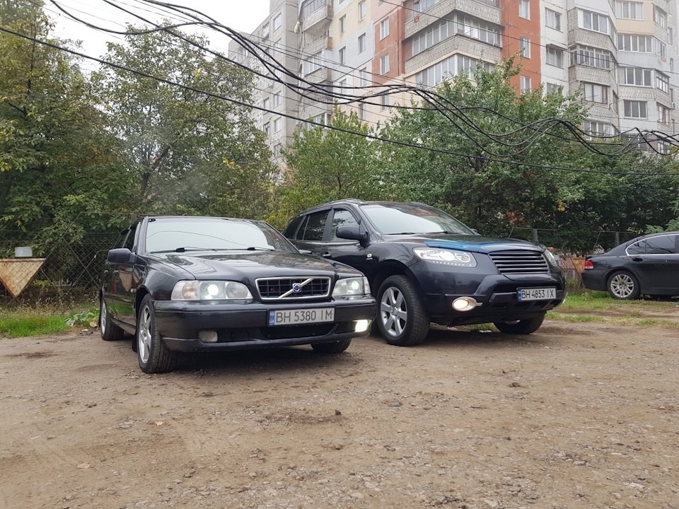 Теперня і колишня зустрілися))) 3