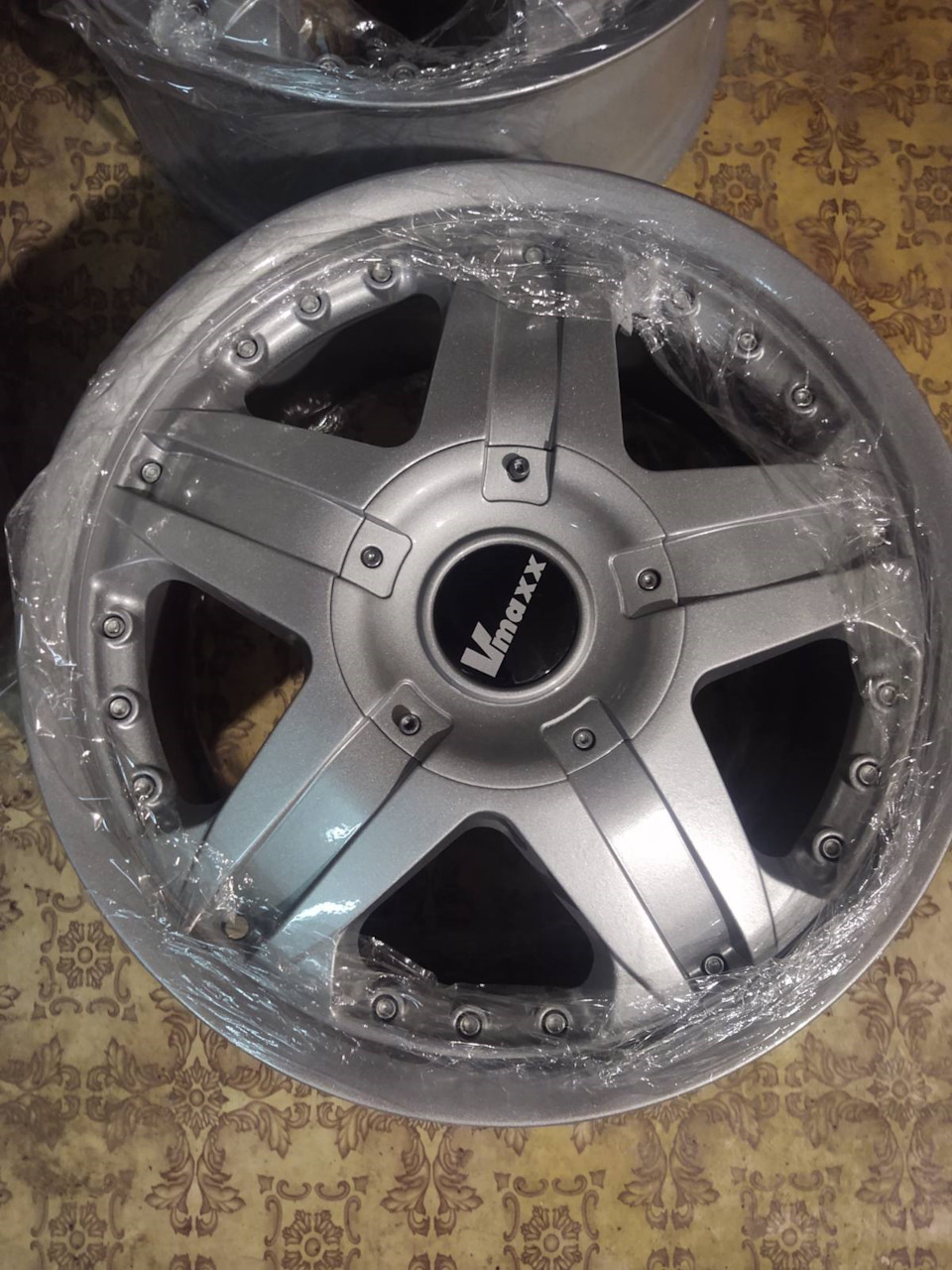 відновлення дисків Borbet Felgen VMAXX R18 2