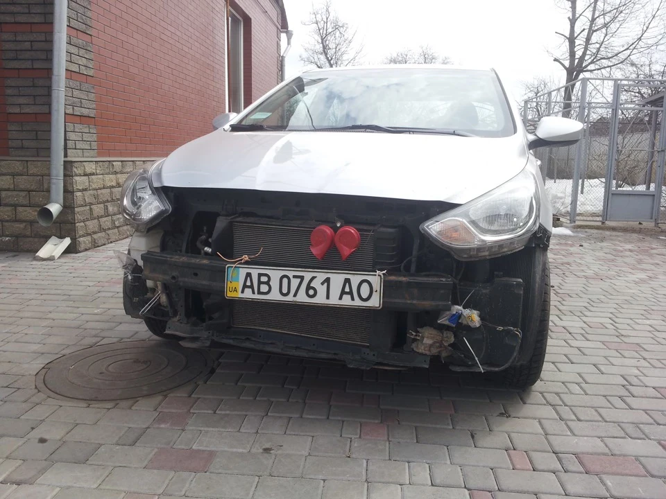 ** Без особи + HELLA **