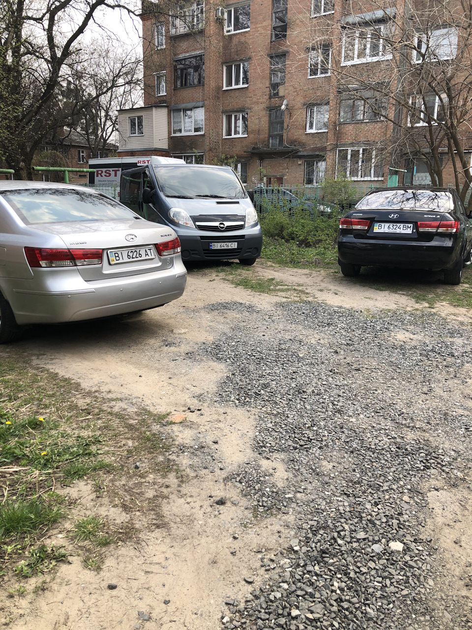 Велика витрата та дизеліт мотор 2.4 1
