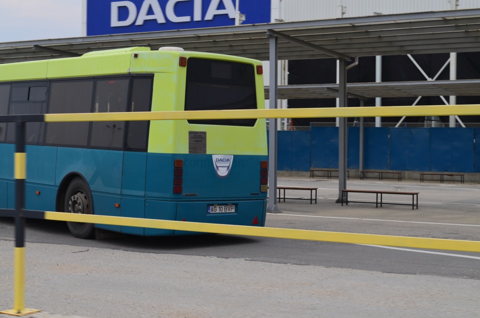 Румунія 2012. Трансільванія. Частина 6. Пітешті, Міовені. Автозавод Дачія 5