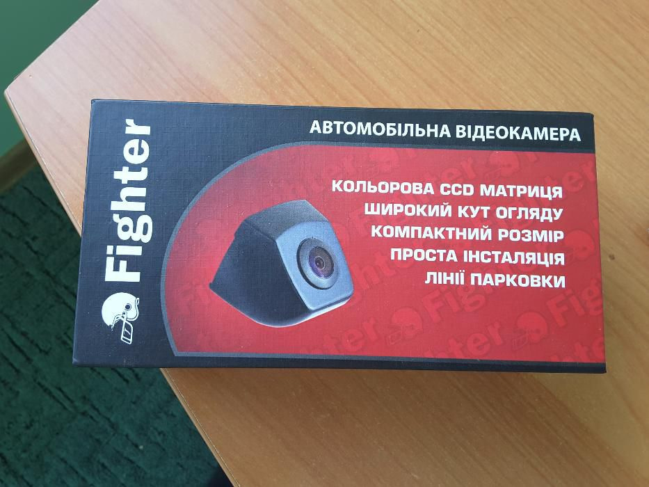 Поставив мультимедійне ГУ та камеру заднього виду 3