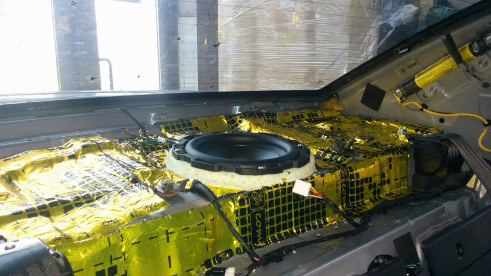Встановив сабвуферний динамік Rockford Fosgate P1S4-8 2
