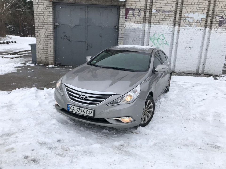 Hyundai Sonata LPI Restyling перші повні фото авто 2
