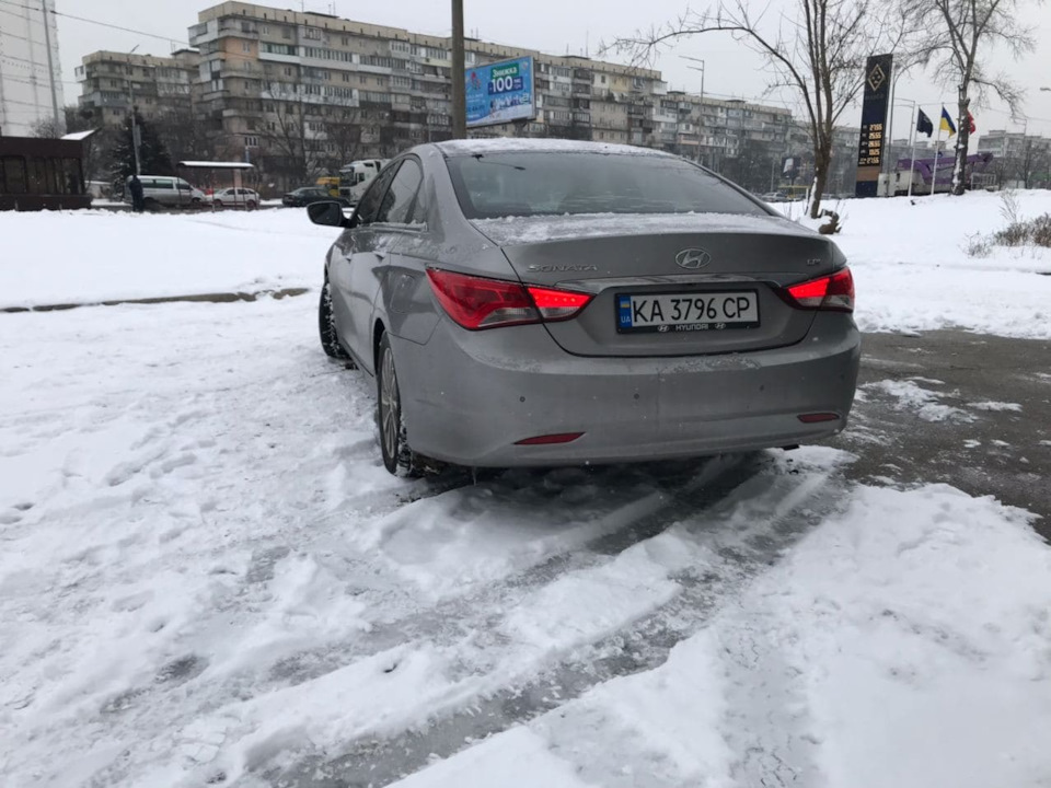 Hyundai Sonata LPI Restyling перші повні фото авто 5