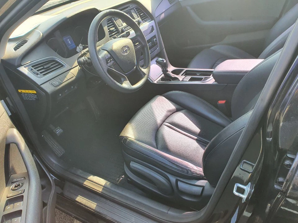 Покупка та доставка автомобіля