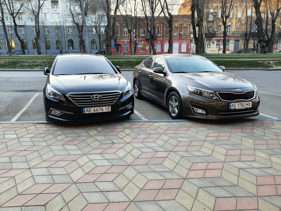 HYUNDAI SONATA LF 2015 vs KIA K5 (2013-2015) 2