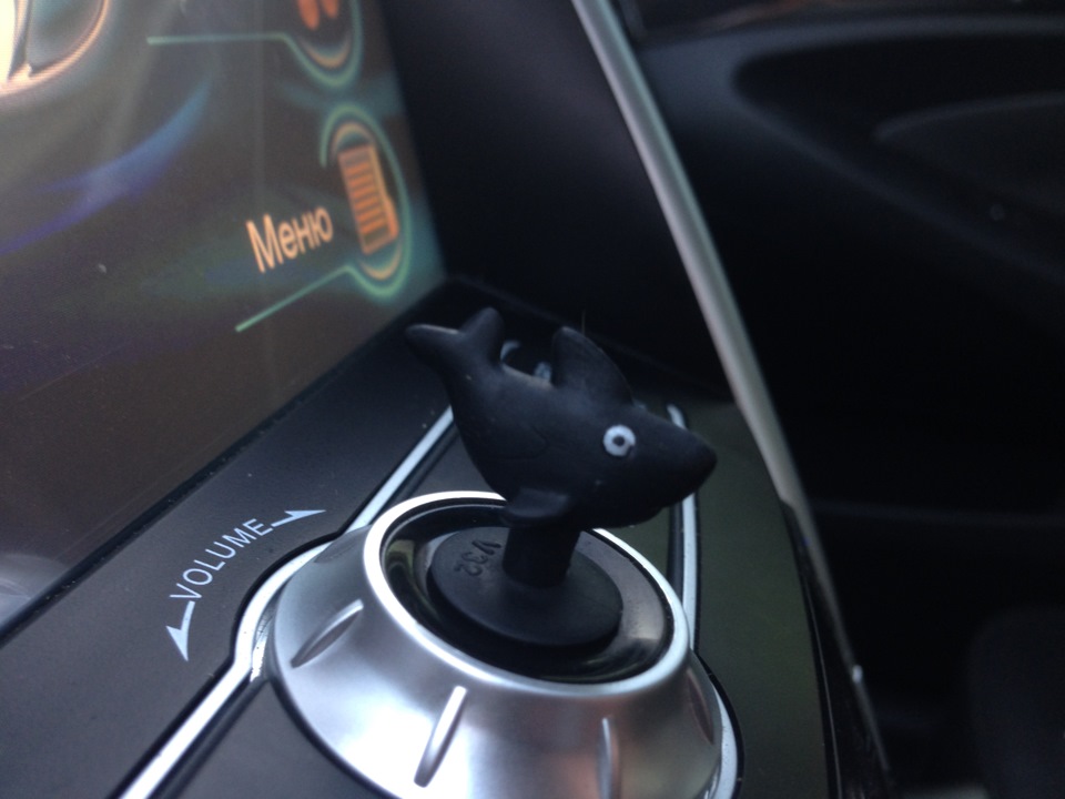 Талісман у стилі BarracudA для White Lightning 1