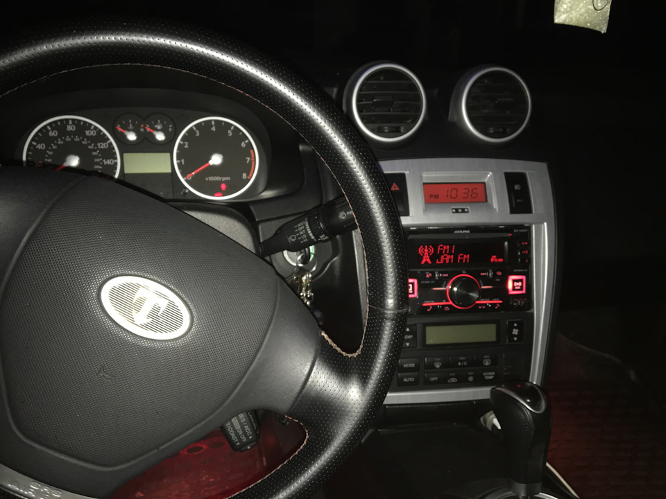 Автомагнітола Alpine CBE-W296BT 1