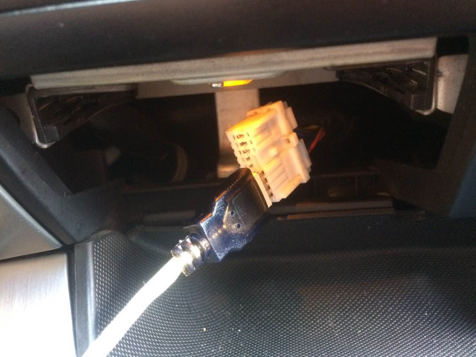 USB в штатну магнітолу 3