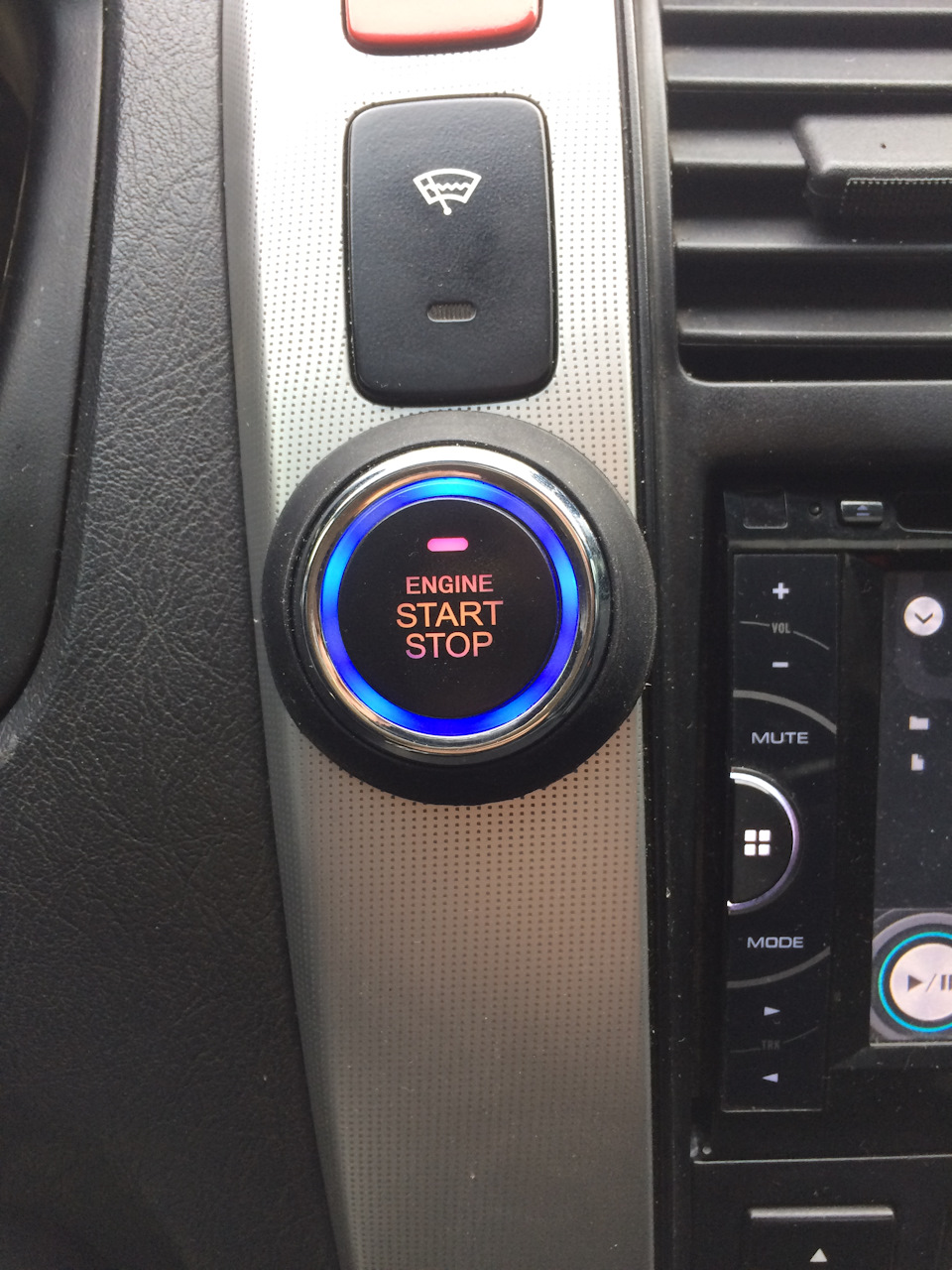 Кнопка Start / Stop Engine 2