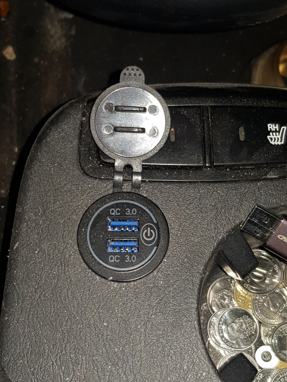 Додаткова розетка usb 1