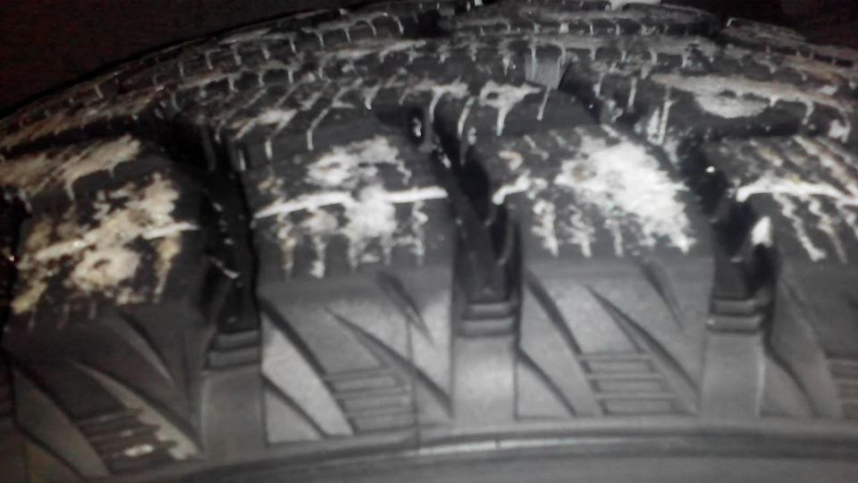 Зимовий, шипований Hankook 5