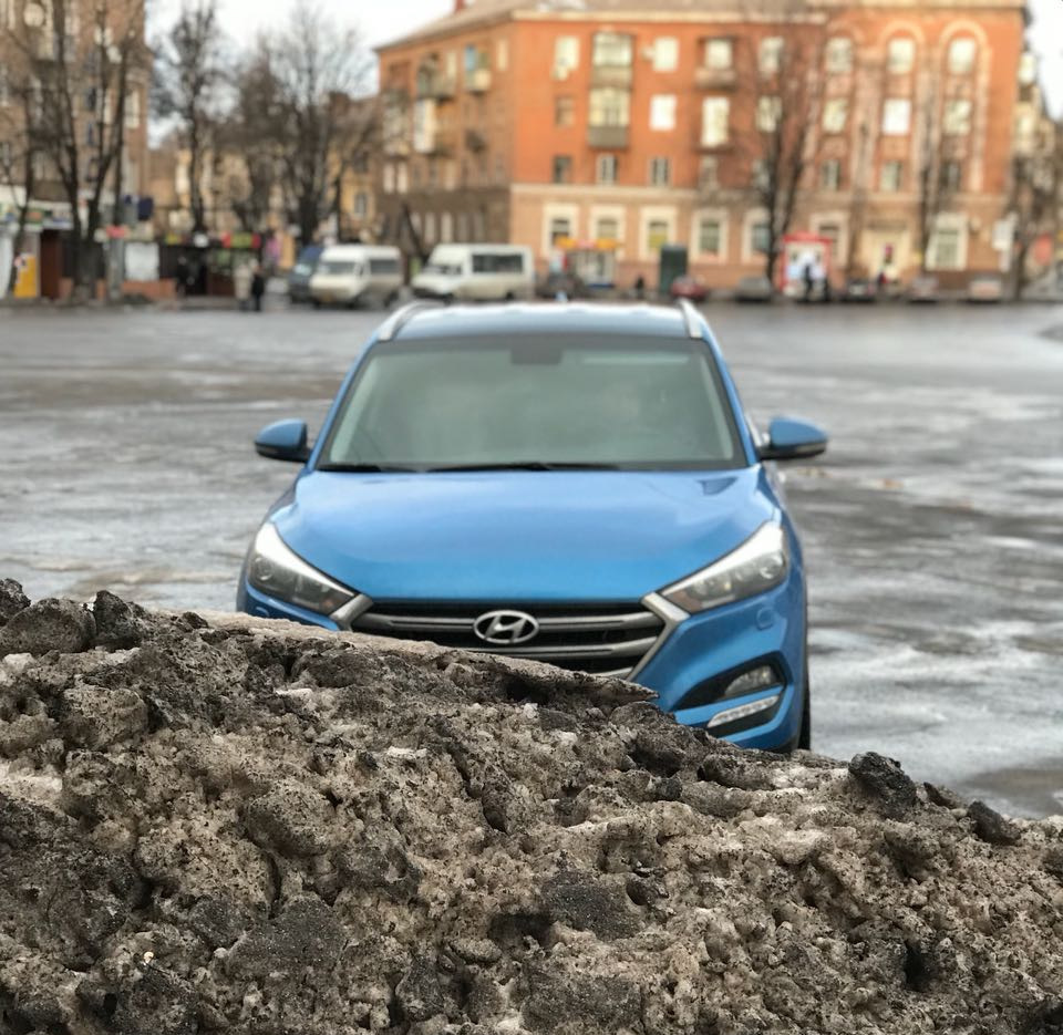 Кілька фоток синього на тлі бруду та снігу)))) 2
