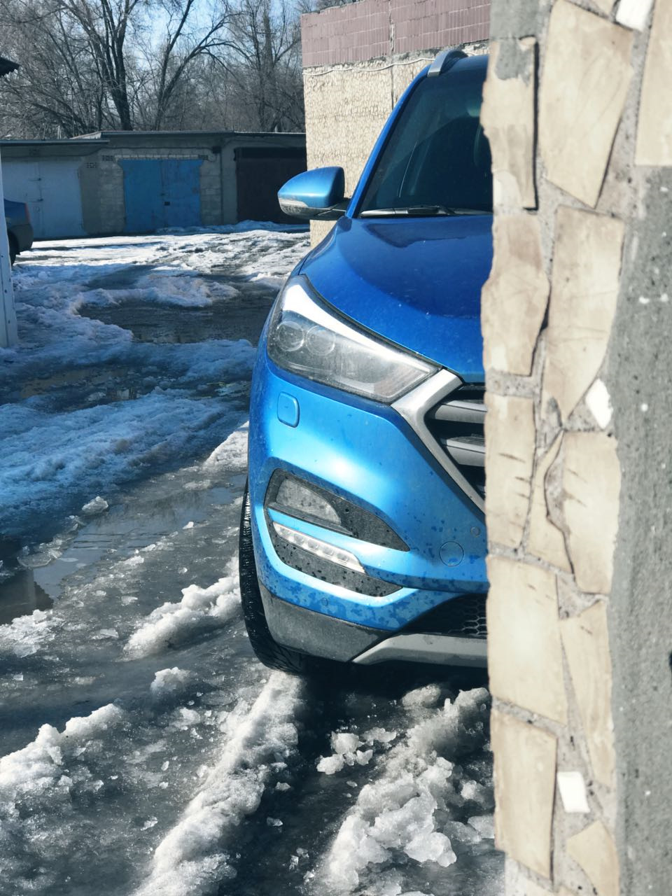 Кілька фоток синього на тлі бруду та снігу)))) 1