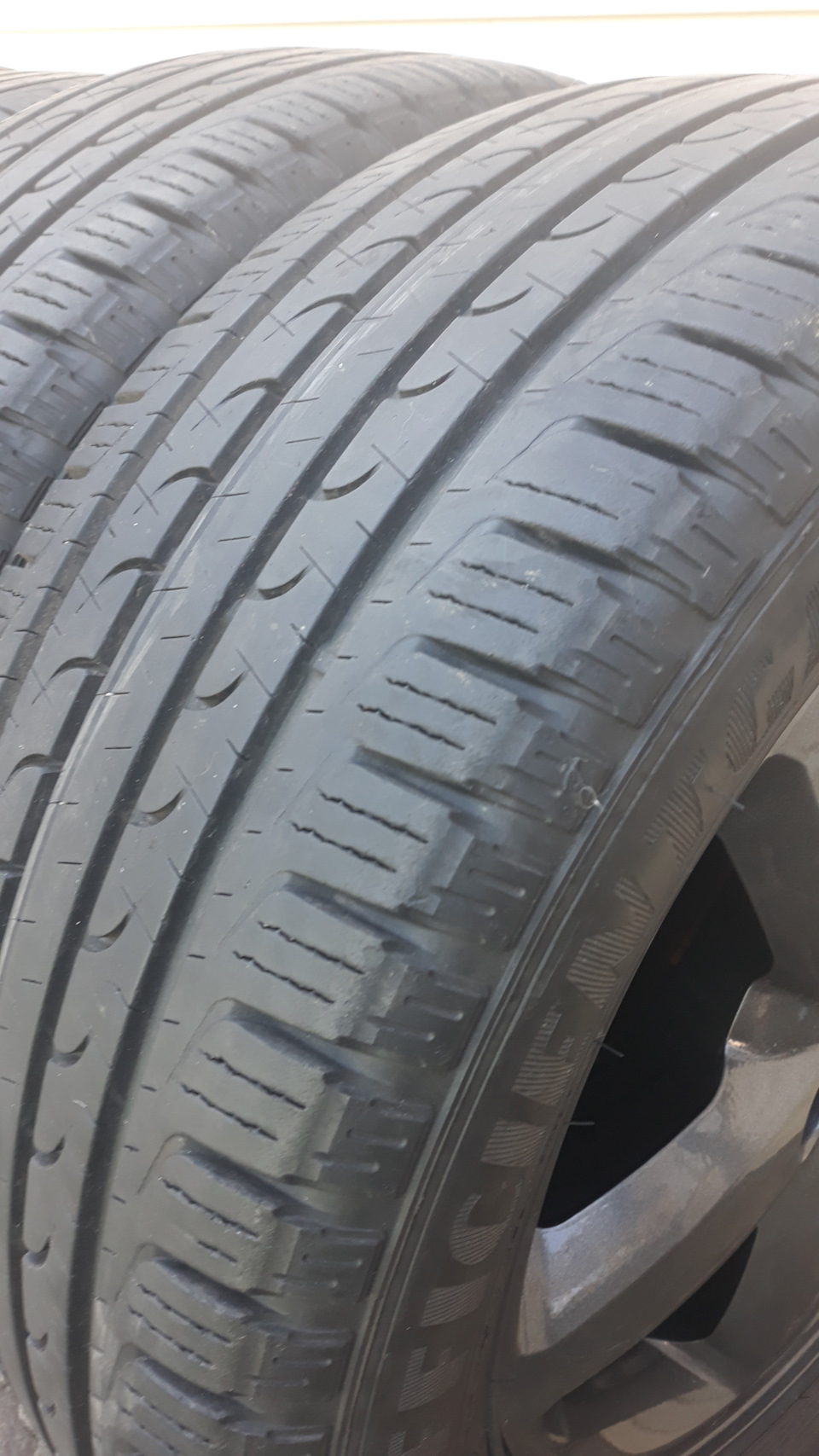 Goodyear EfficientGrip SUV. 3 сезон! 2
