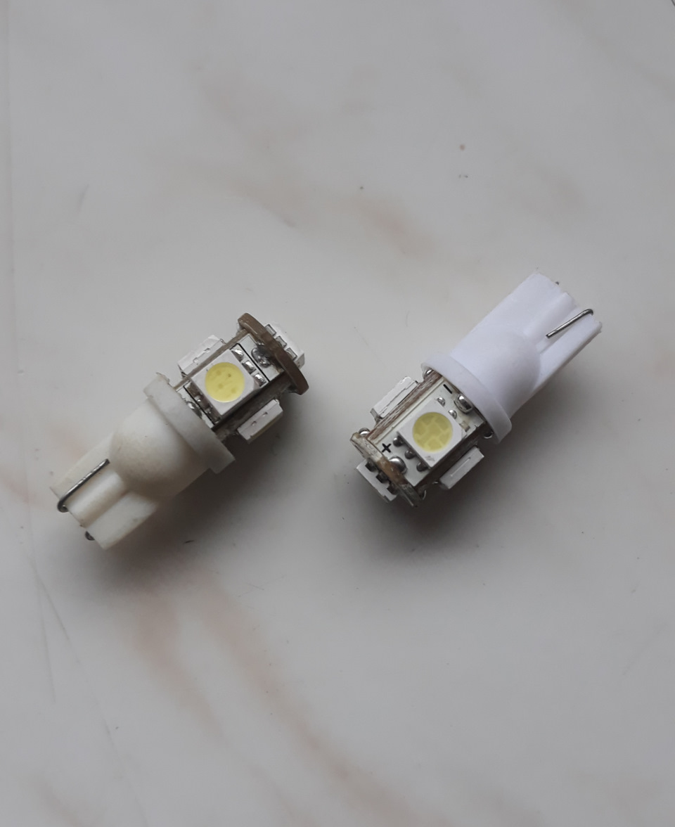 LED модулі у водійський плафон та заміна лампочок підсвічування номера (Частина 1) 2