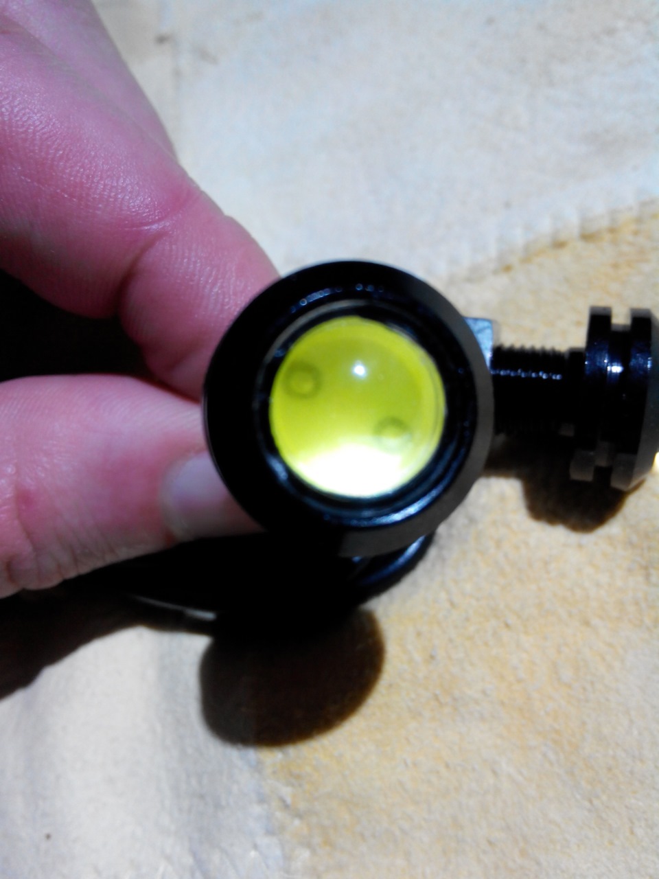 Придбав LED-лампи орлине око 9W 6000 K. 1