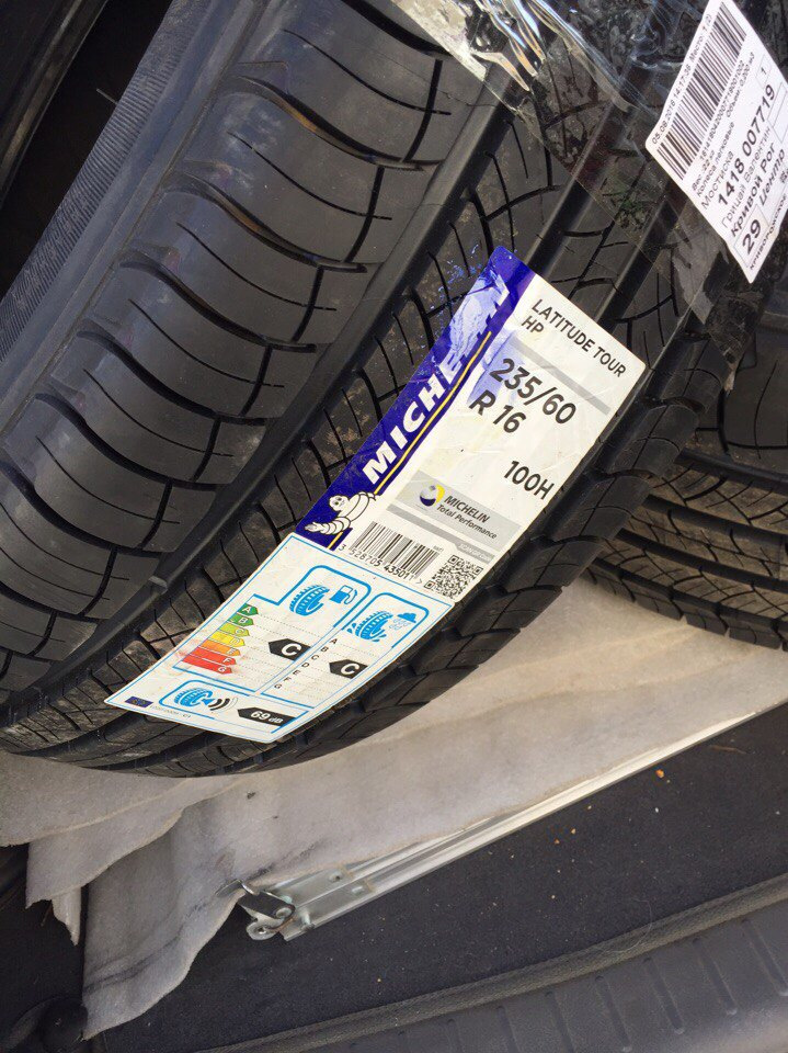 Michein Latitude Tour HP 235/60 R16 100H 3