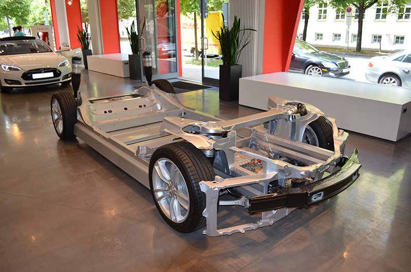 Покатався на Tesla 3