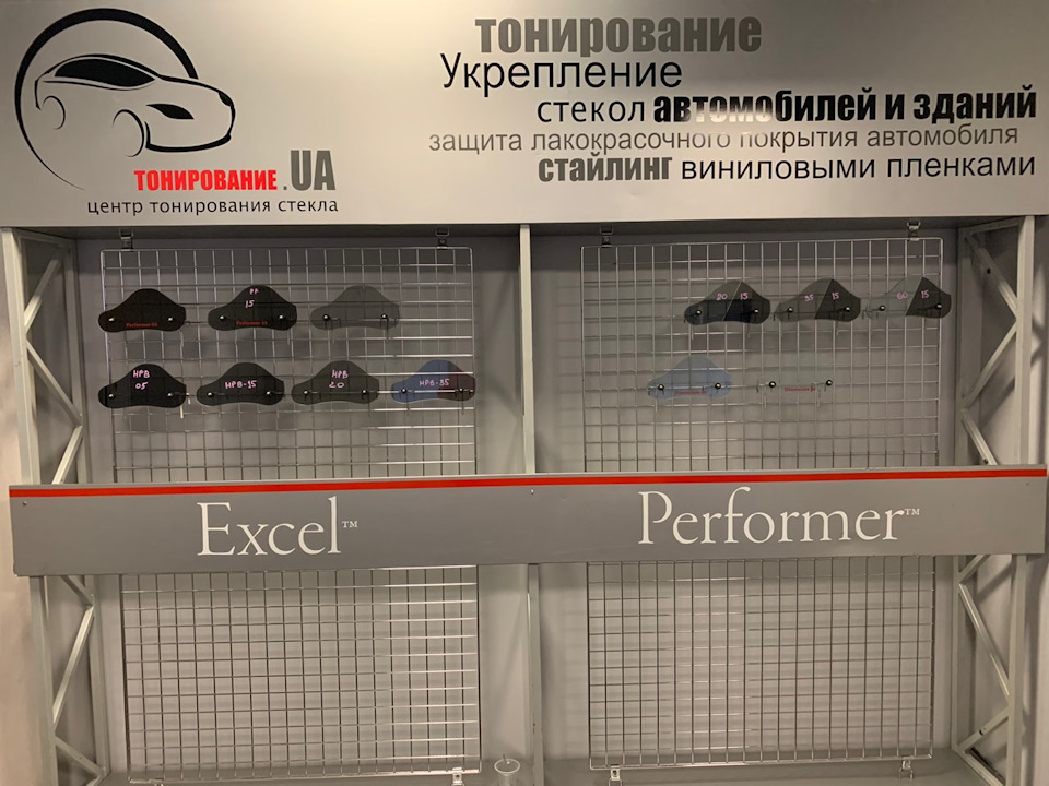Обклеювання антигравійною плівкою та тонування 1