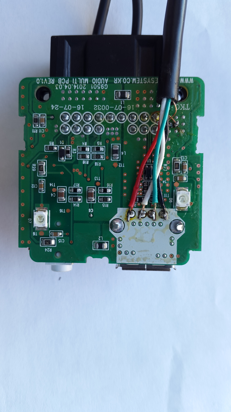 Штатний USB/AUX 5