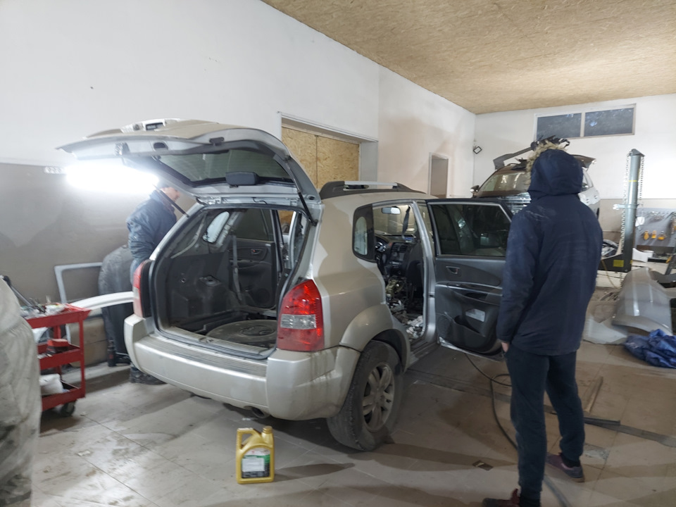 Привел в порядок салон. 1