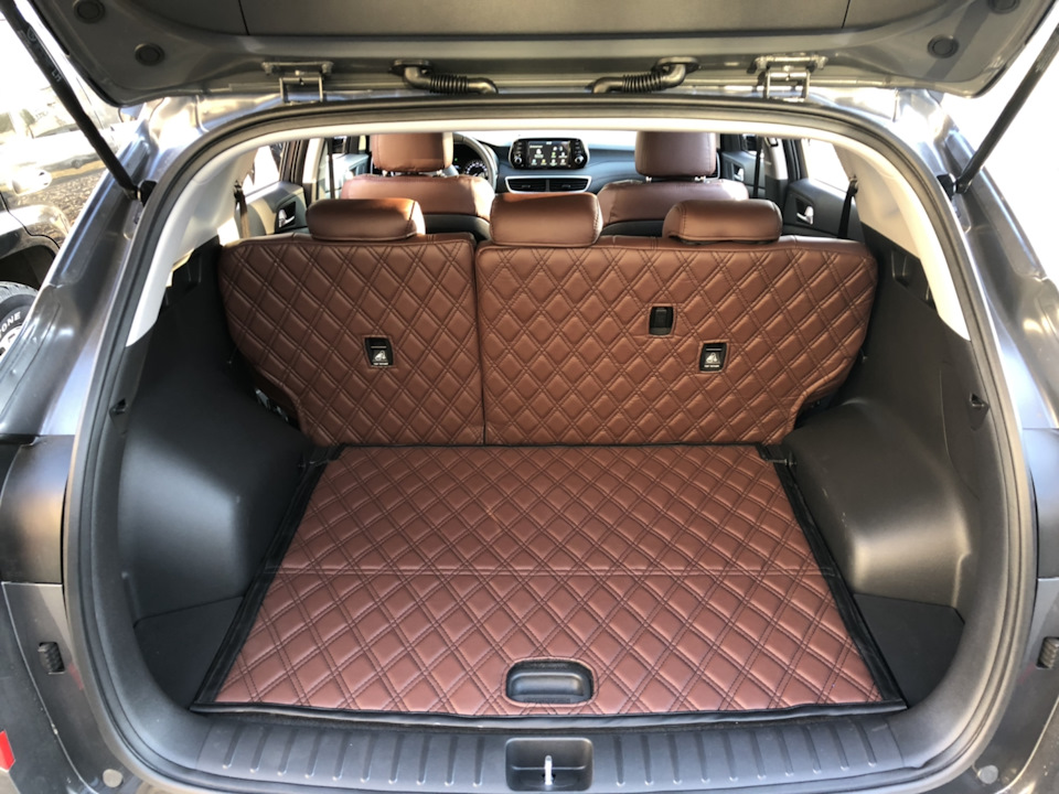 7. Авточохли рівня перетяжки Avtomania S-Line. Коричнева екошкіра 1