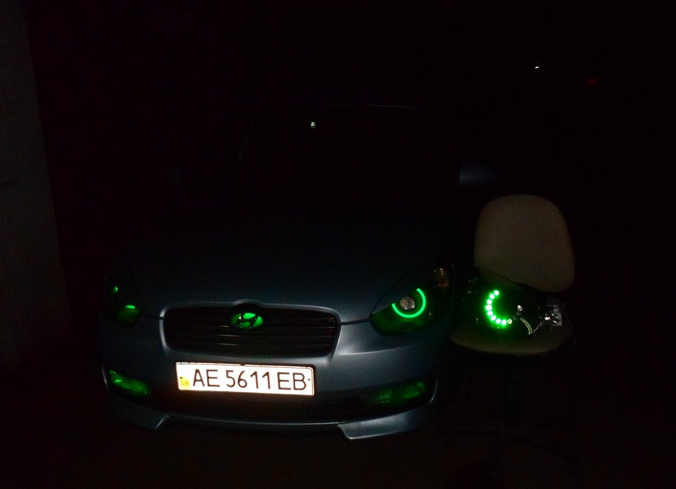 Як вам така ідея? Angel eyes 1