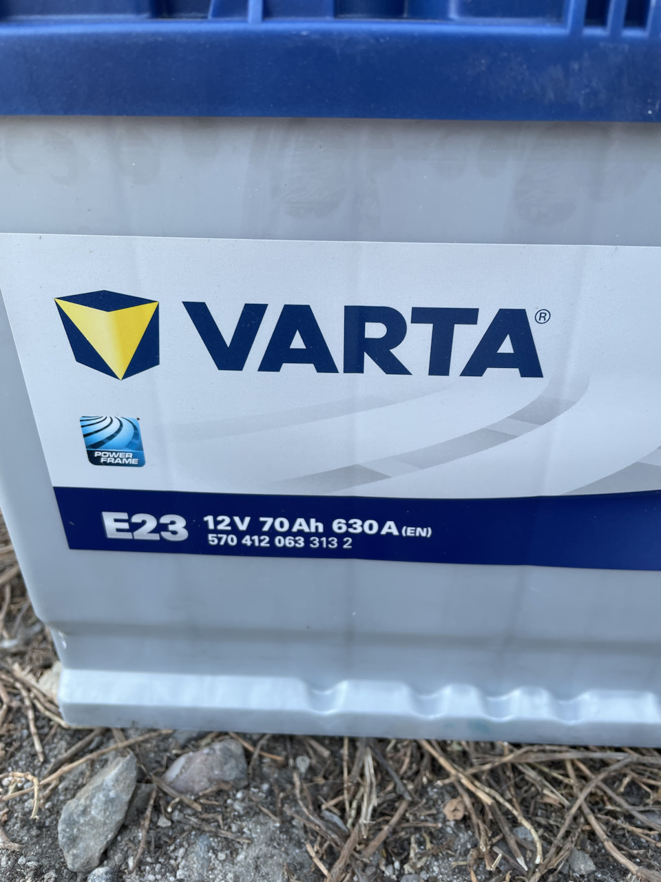 Заміна акумулятора Varta E23 1