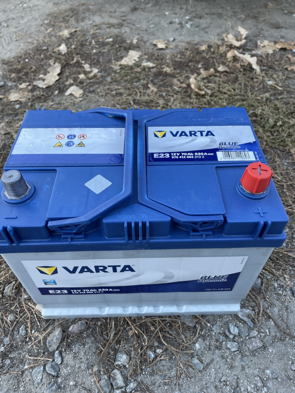 Заміна акумулятора Varta E23 2