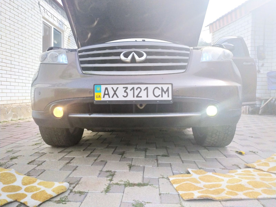 Замінив лампочки в ПТФ на LED 4