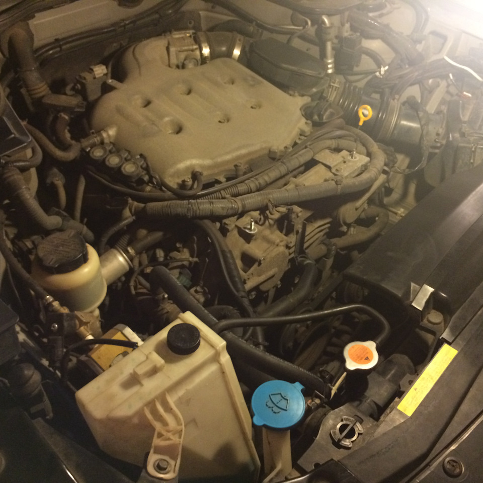 Заміна клапана PCV Infiniti FX 35 1st Generation 4