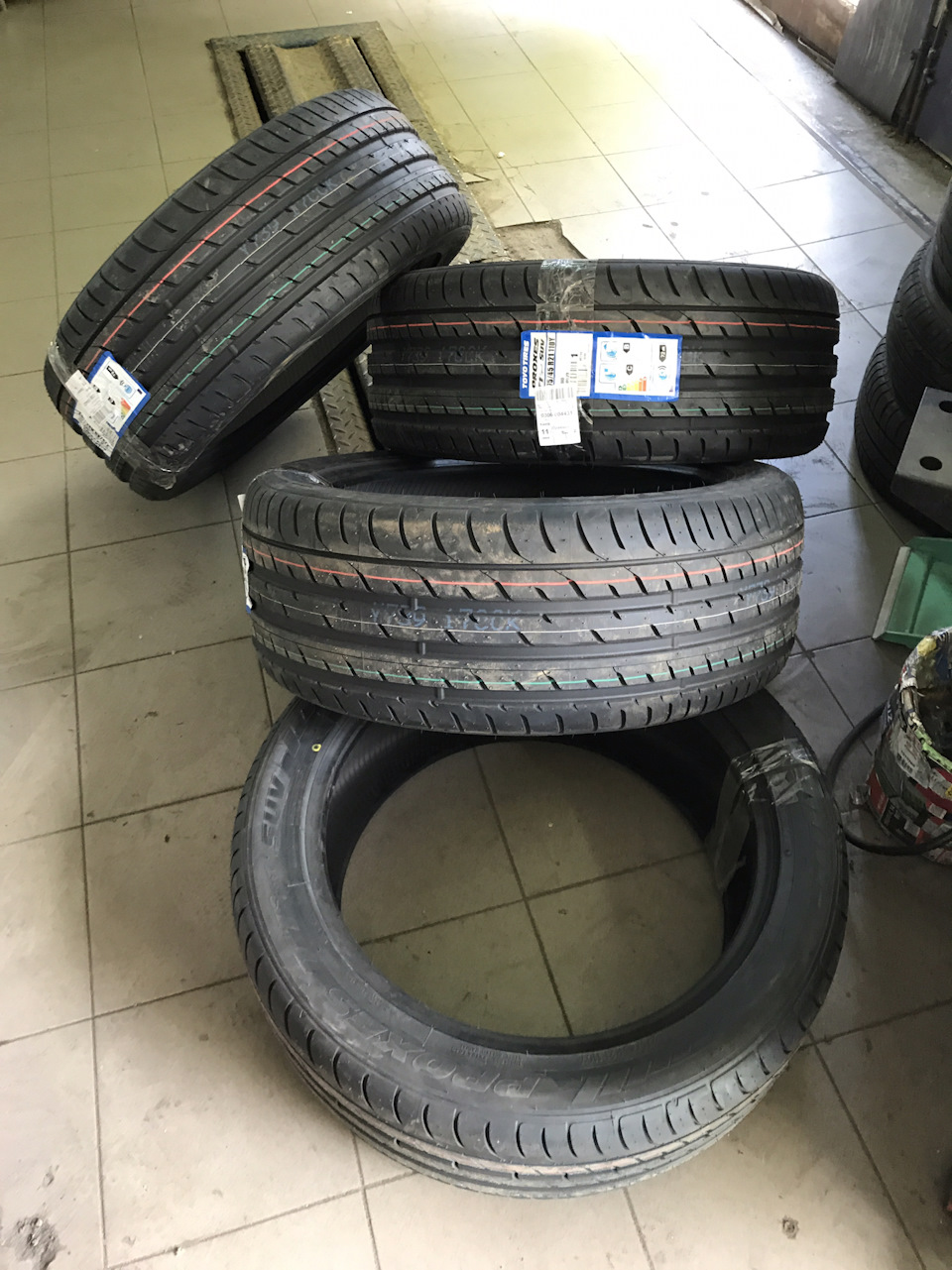 Літо р21 Toyo Proxes T1 Sport 2