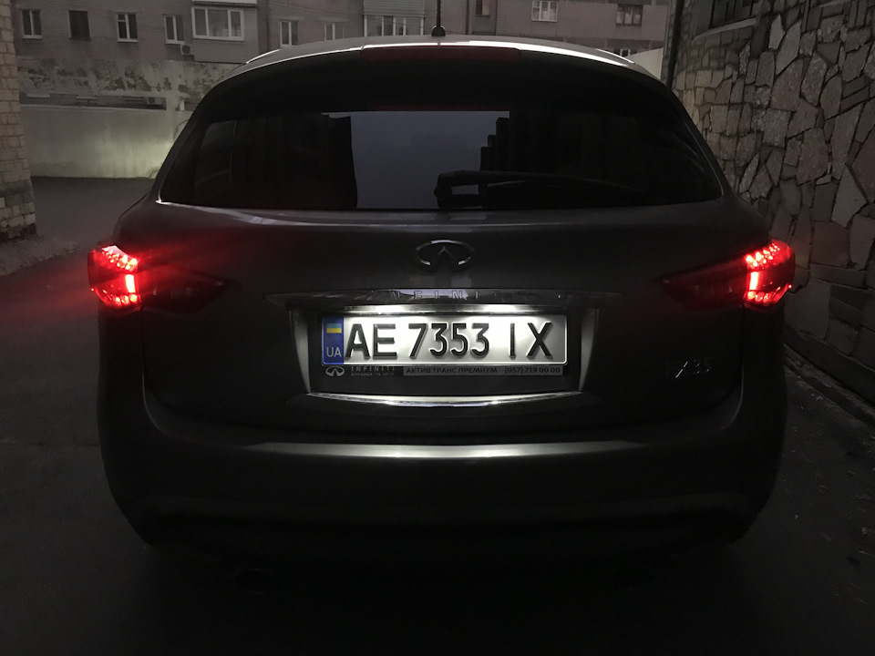 Газові упори капота, підсвічування номера, зустріч з одноклубником 4