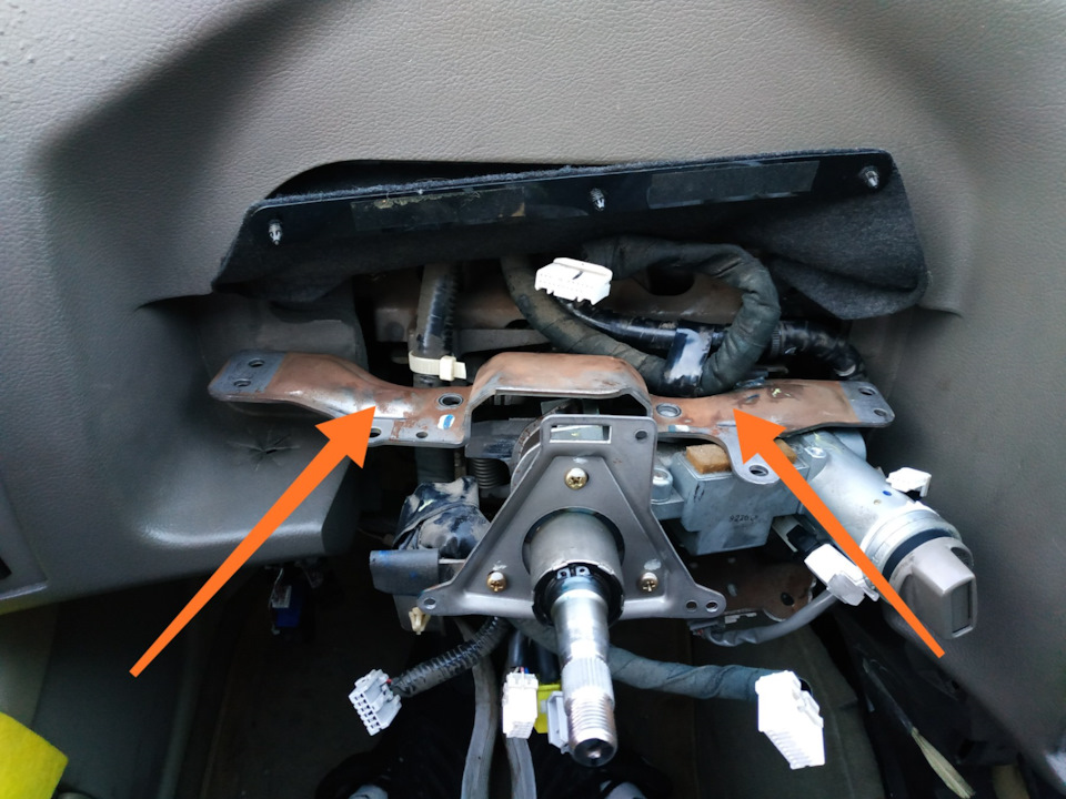 Перетяжка торпедо Infiniti FX35 s50 3