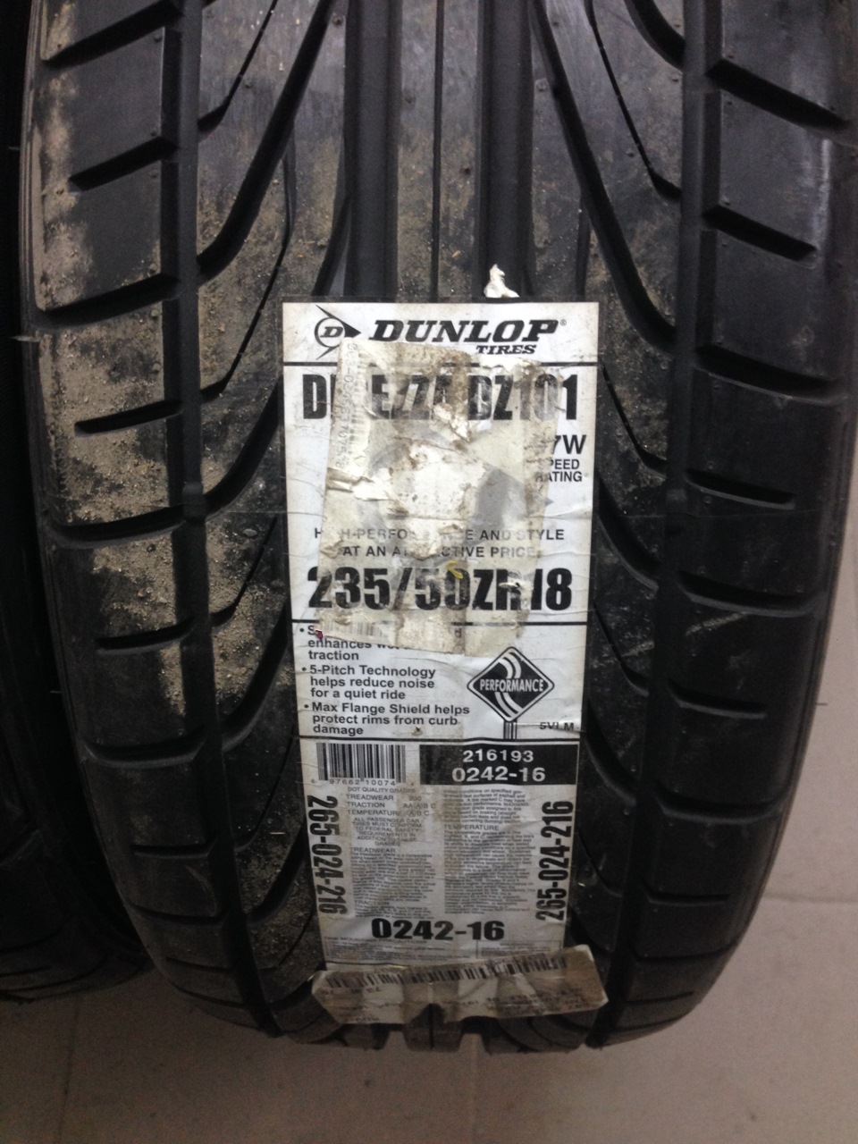 9. Одяг літо Dunlop Direzza dz101 235\50 R18 2