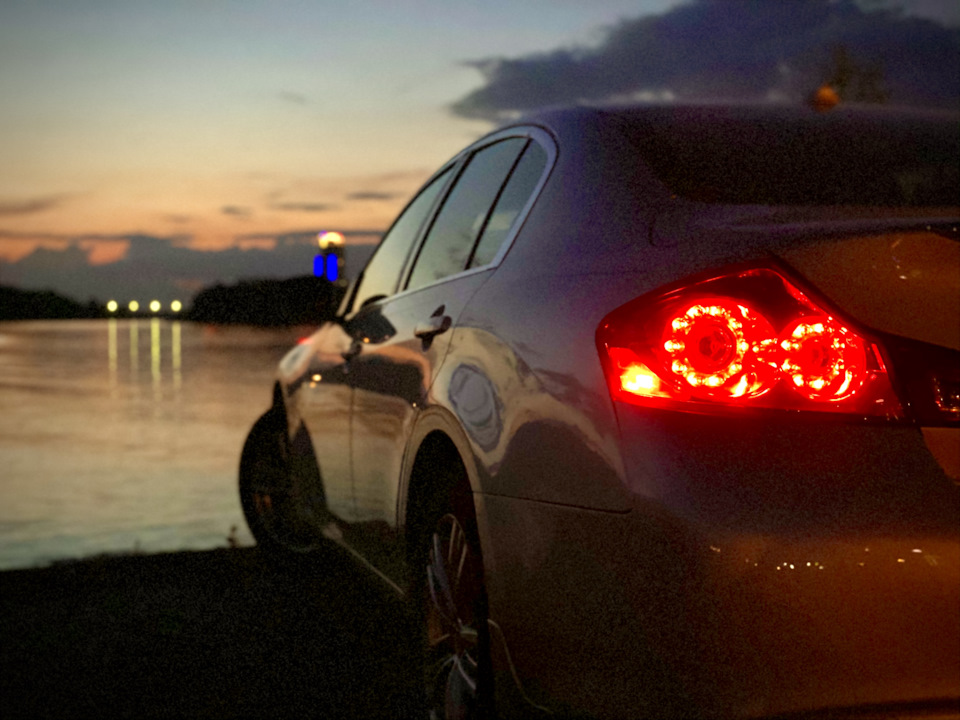 Задній стабілізатор від G35S 1