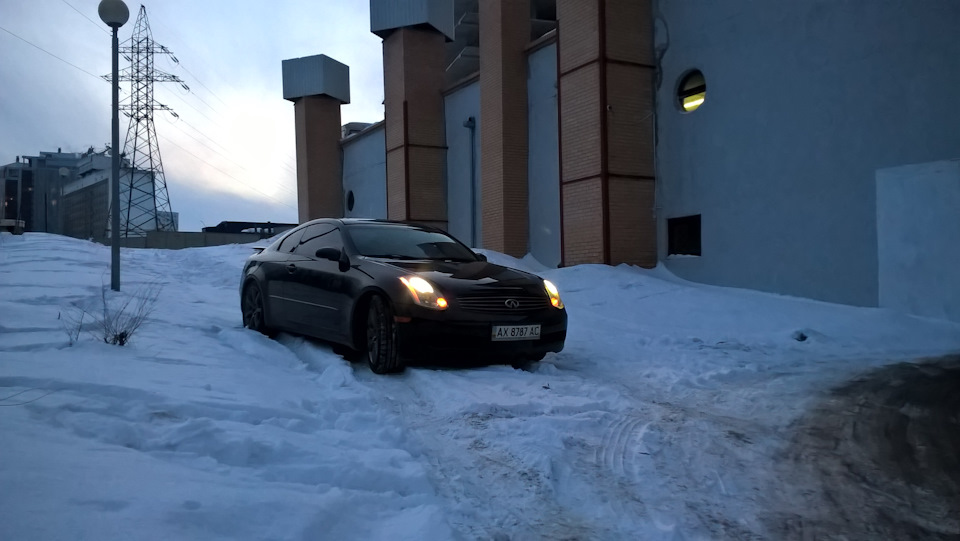 Чорне на білому 4