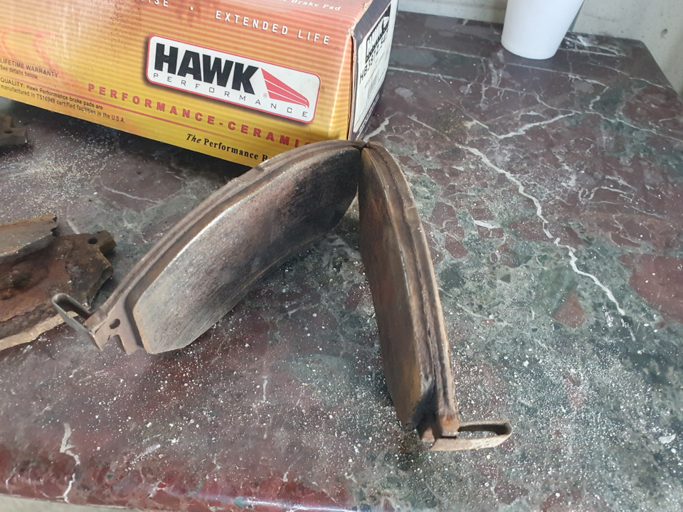 колодки HAWK - 82 000 км пробігу спереду! 3