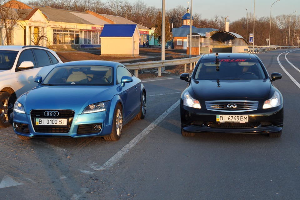 Infiniti G35x STILLEN vs Audi S3 1