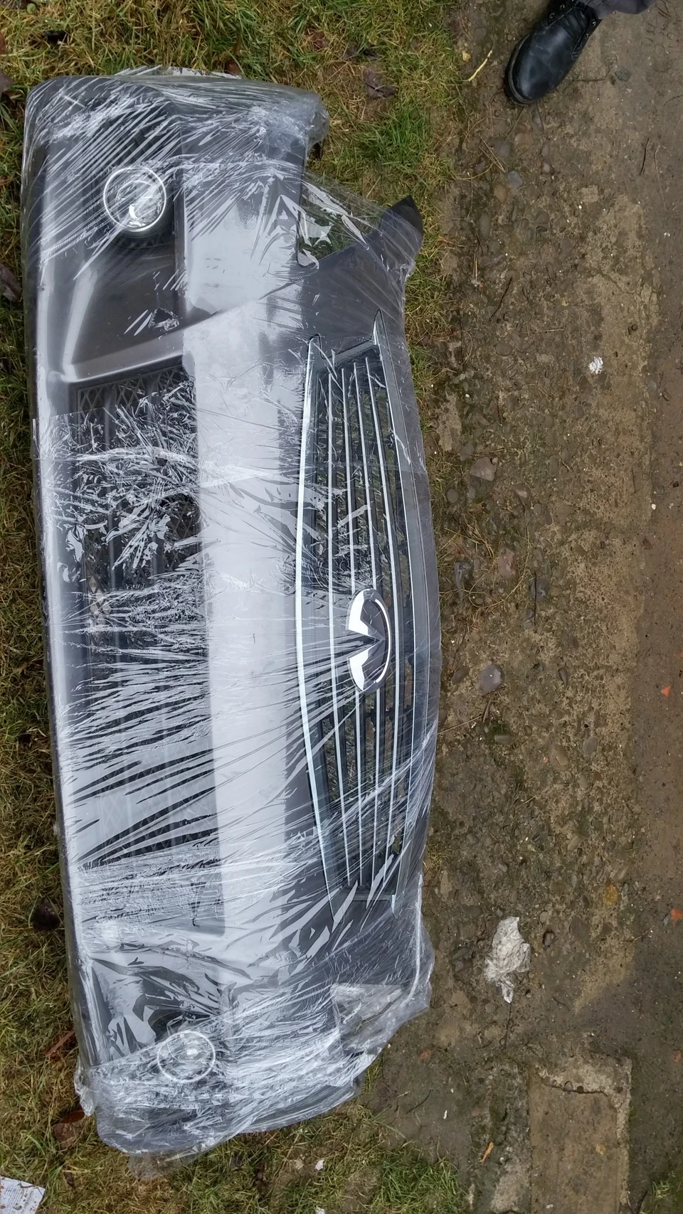 продам новий спорт бампер у зборі G37 sedan