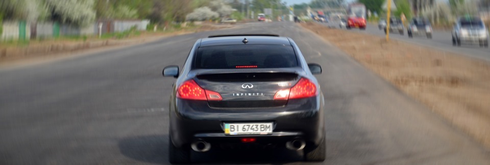SL63 AMG IWC Edition (200 штук у світі), Panamera GTS, G35x покотушки 1