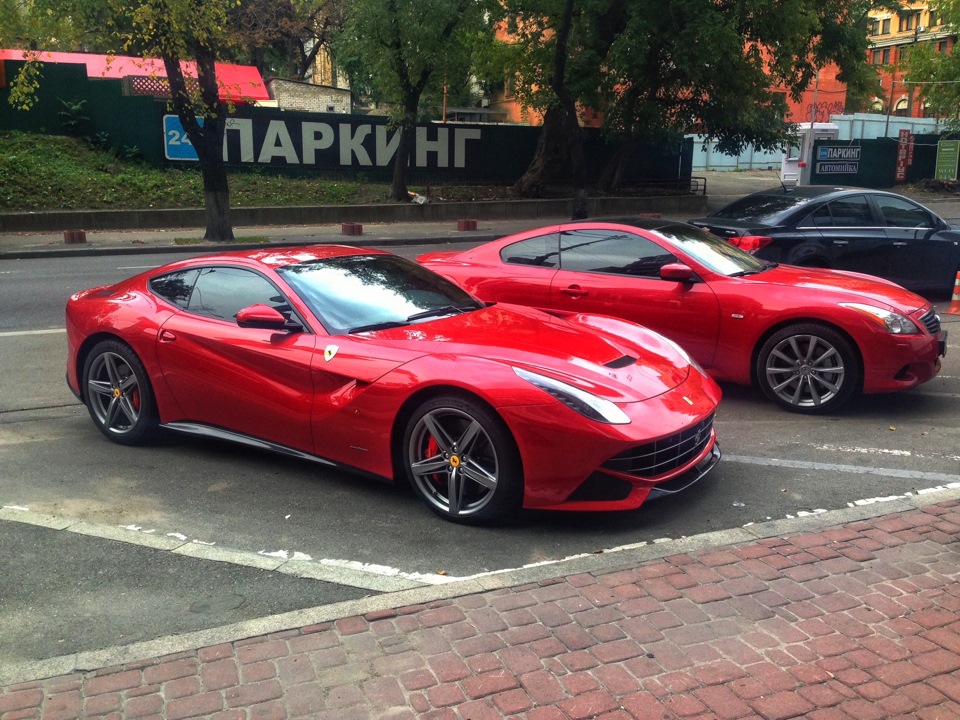 Ferrari F12 & Infiniti G37s зустріч у Києві 1
